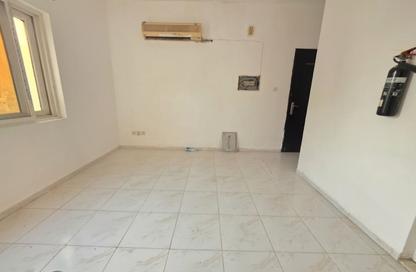 Apartment - Studio - 1 for rent in Fire Station Road - Muwaileh - Sharjah Apartment - Studio - 1 for rent in Fire Station Road - Muwaileh - Sharjah