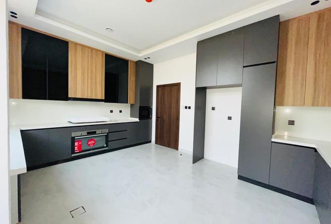 80717604 - Property Image 3