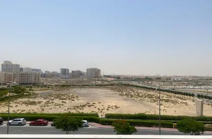 Apartment - 1 Bedroom - 1 Bathroom for sale in Mazaya 25 - Queue Point - Liwan - Dubai Land - Dubai