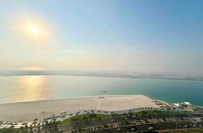 Apartment - 3 Bedrooms - 4 Bathrooms for rent in Corniche Road - Abu Dhabi