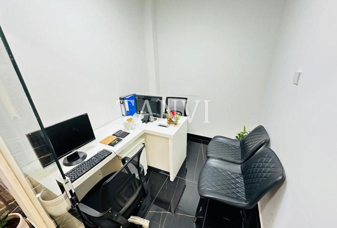 93993786 - Property Image 3