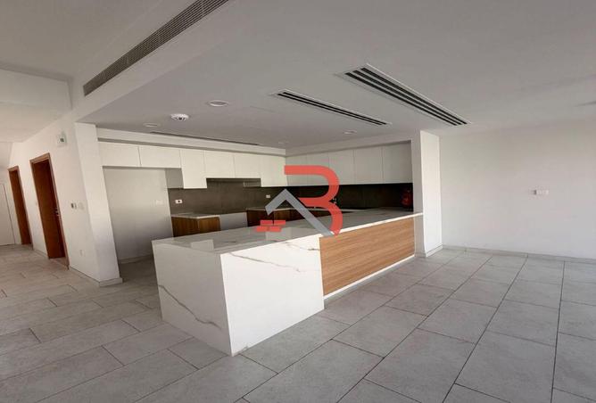 114595375 - Property Image 2
