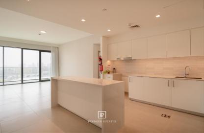 Apartment - 2 Bedrooms - 3 Bathrooms for rent in Seagate Building 1 - Seagate - Mina Rashid - Dubai
