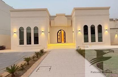 Villa - 5 Bedrooms - 7 Bathrooms for rent in Al Barsha South 2 - Al Barsha South - Al Barsha - Dubai