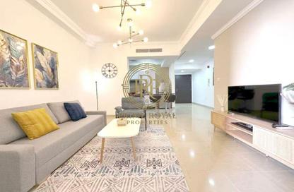 Apartment - 2 - 1 for rent in Marina Crown - Dubai Marina - Dubai