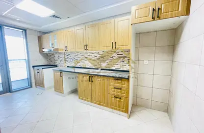 Apartment - 1 Bedroom - 2 Bathrooms for rent in Jumeirah Garden City - Al Satwa - Dubai