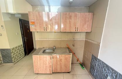 Apartment - Studio - 1 Bathroom for rent in Muwaileh 29 Building - Muwaileh - Sharjah