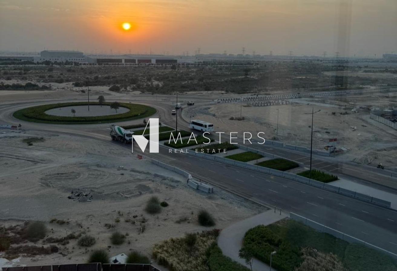 Fully Furnished | Pretty Sunset View | Cozy photo 11