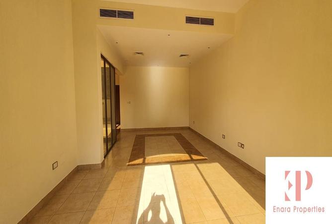 53173948 - Property Image 2