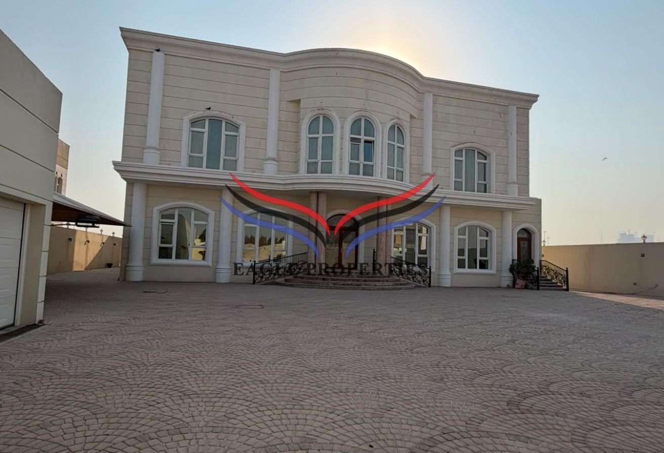 Ultra Spacious 7BR Villa | 9 Baths | Pool/ Jacuzzi photo 23