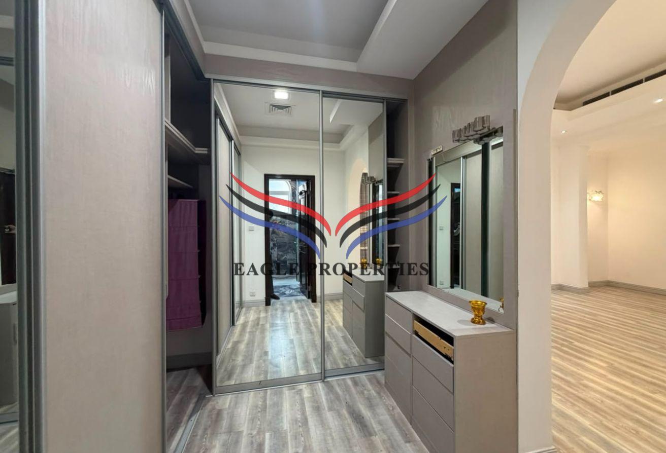 Ultra Spacious 7BR Villa | 9 Baths | Pool/ Jacuzzi photo 12