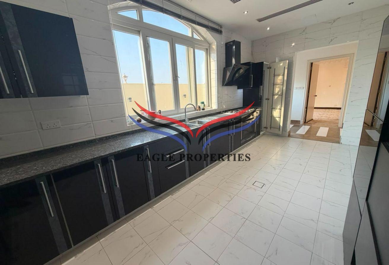 Ultra Spacious 7BR Villa | 9 Baths | Pool/ Jacuzzi photo 7