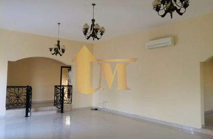 Villa - 3 Bedrooms - 5 Bathrooms for rent in Al Quoz 2 - Al Quoz - Dubai