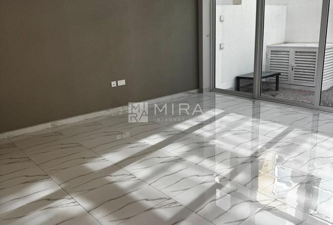 65967700 - Property Image 3