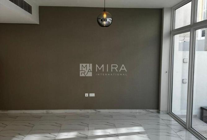 65967700 - Property Image 2