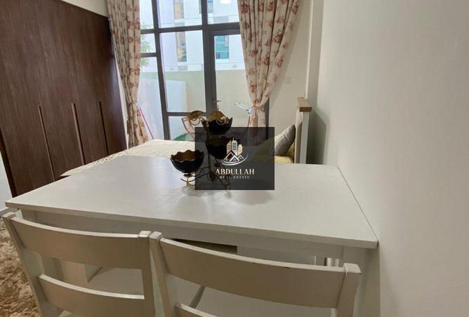 74233419 - Property Image 2