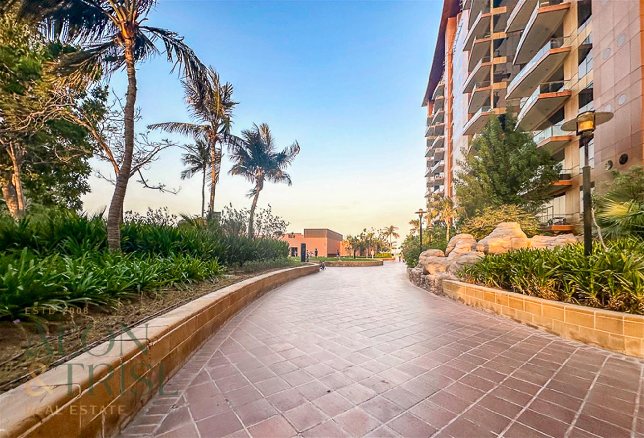 Tiara | 3 BR+Study | Sea and Burj Al Arab View photo 16