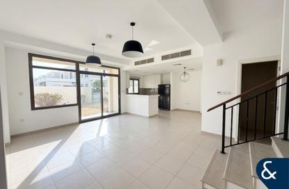 Townhouse - 3 - 3 for rent in Noor Townhouses - Town Square - Dubai