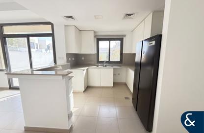 Townhouse - 3 - 3 for rent in Noor Townhouses - Town Square - Dubai