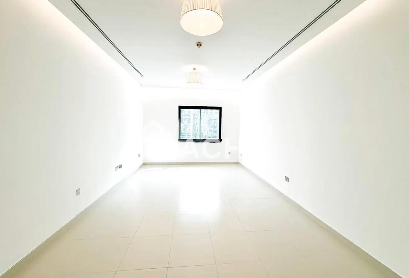 3 Storey | Best Price | Large Layout photo 2