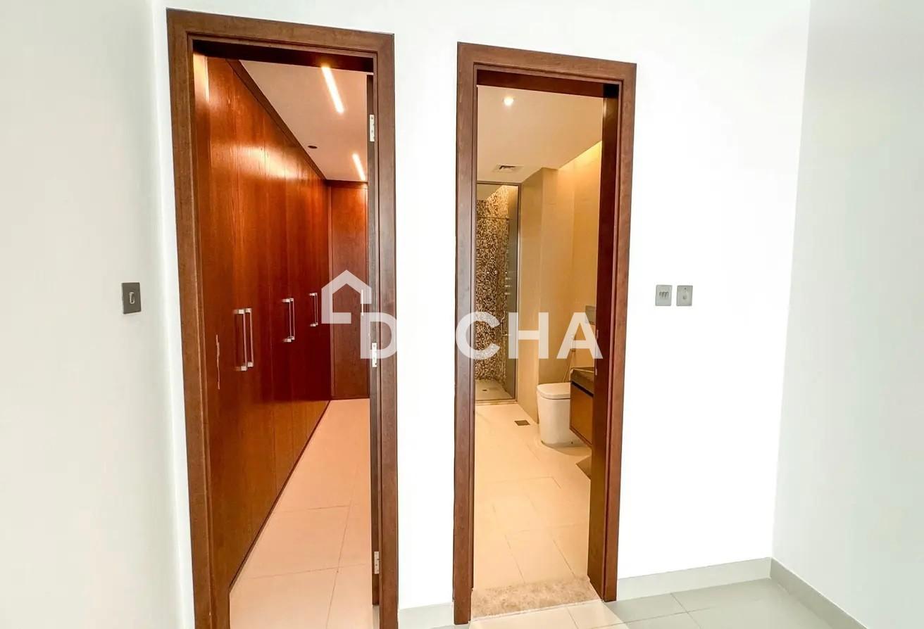3 Storey | Best Price | Large Layout photo 9