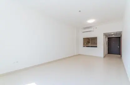 Apartment - 1 Bathroom for rent in Al Muteena - Deira - Dubai