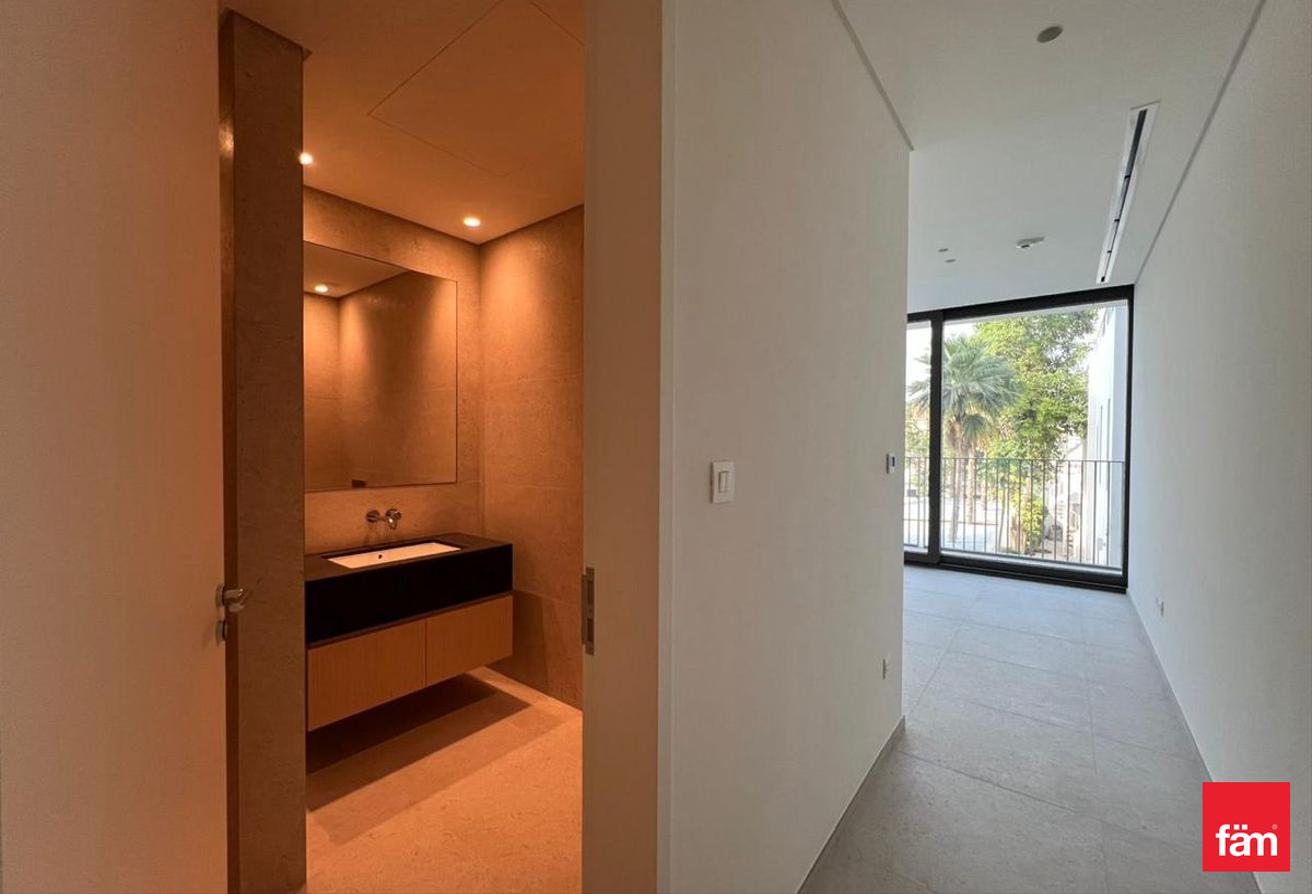 Ultra Luxury Location | Brand New Apartment | 2BR photo 8