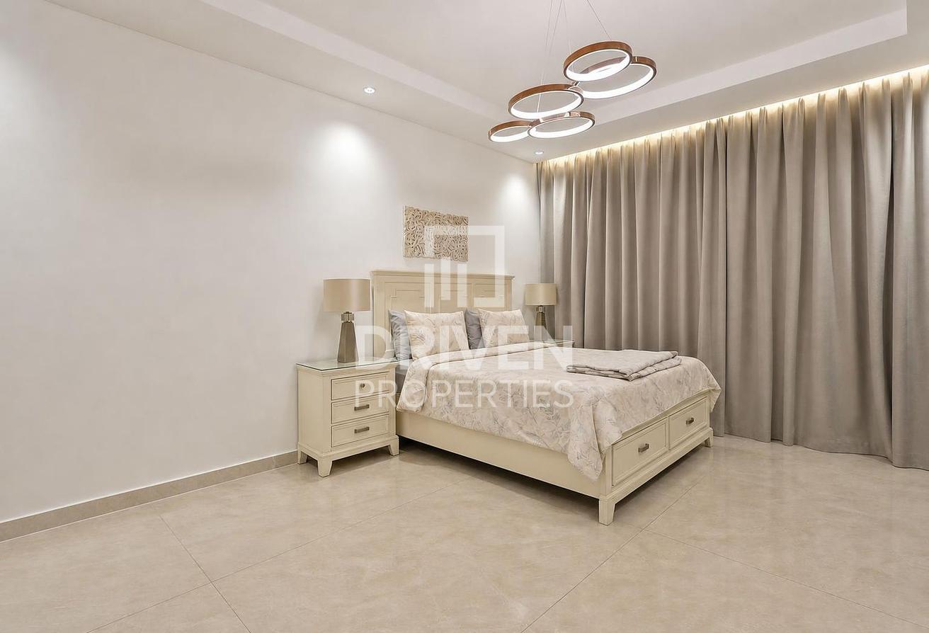 Upgraded Corner | Large Layout | Near Exit photo 24