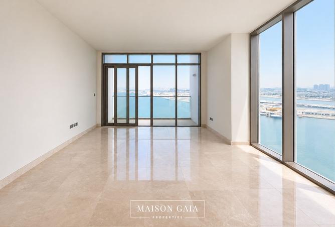 Sea View | Luxury Living | Maids Room
