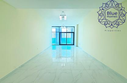 شقة - 2 - 3 للايجار في حور 18 - الجداف - دبي