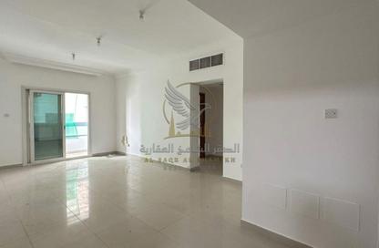 Apartment - 1 - 2 for rent in Al Majaz 2 - Al Majaz - Sharjah