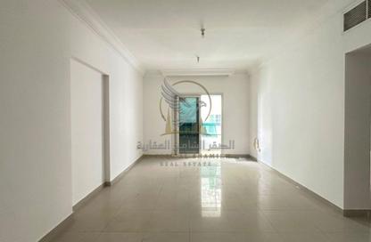 Apartment - 1 - 2 for rent in Al Majaz 2 - Al Majaz - Sharjah Apartment - 1 - 2 for rent in Al Majaz 2 - Al Majaz - Sharjah