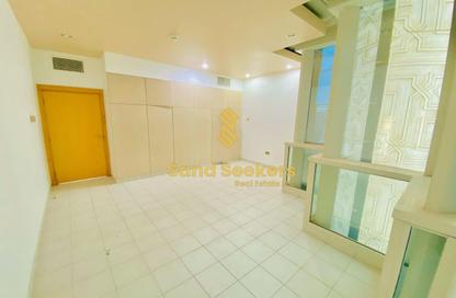 Apartment - 3 Bedrooms - 4 Bathrooms for rent in Baynuna Tower 1 - Corniche Road - Abu Dhabi Apartment - 3 Bedrooms - 4 Bathrooms for rent in Baynuna Tower 1 - Corniche Road - Abu Dhabi