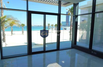 Villa - 4 - 6 for sale in Danah Bay - Al Marjan Island - Ras Al Khaimah