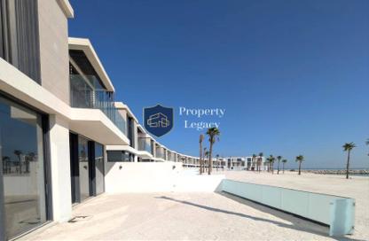 Villa - 4 - 6 for sale in Danah Bay - Al Marjan Island - Ras Al Khaimah