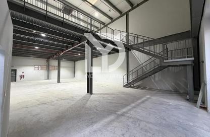 Warehouse - Studio - 1 for rent in Umm Ramool - Dubai Warehouse - Studio - 1 for rent in Umm Ramool - Dubai