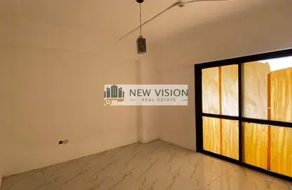 Apartment - 2 Bedrooms - 1 Bathroom for rent in Rolla Square - Rolla Area - Sharjah