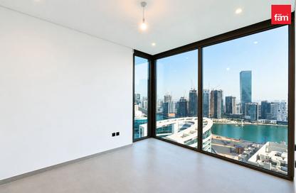 Apartment - 1 - 1 for sale in The Edge Tower A - The Edge - Business Bay - Dubai