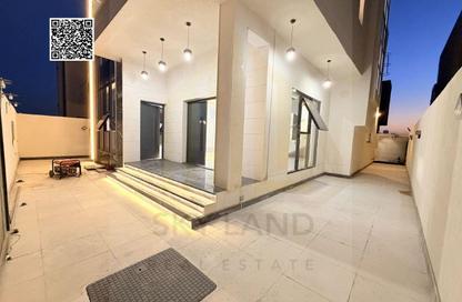 Villa - 5 Bedrooms - 7 Bathrooms for sale in Kabbali Hills - Al Helio 2 - Al Helio - Ajman