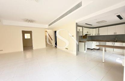 Villa - 3 Bedrooms - 3 Bathrooms for rent in Springs 12 - The Springs - Dubai