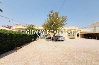 Villa - 7+ - 7+ for rent in Al Ramaqiya - Wasit - Sharjah Villa - 7+ - 7+ for rent in Al Ramaqiya - Wasit - Sharjah
