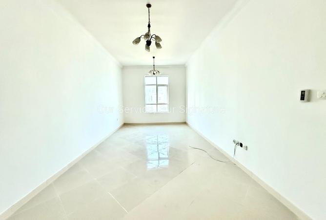 128390486 - Property Image 3