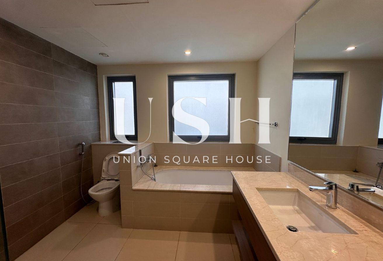 Ready to Move | Best Price | Villa + Maid photo 10