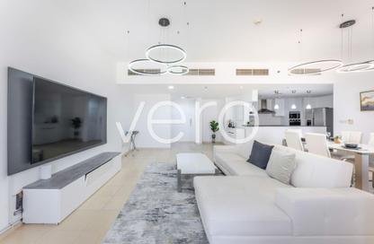 Apartment - 3 Bedrooms - 4 Bathrooms for rent in Shams 4 - Shams - Jumeirah Beach Residence - Dubai