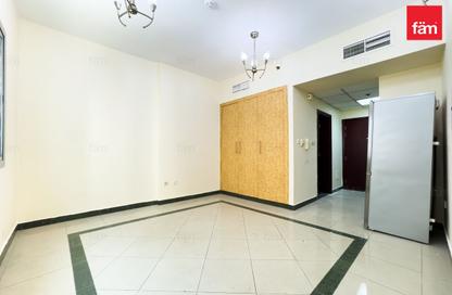 Apartment - Studio - 1 for rent in Al Shahed Tower - Barsha Heights (Tecom) - Dubai Apartment - Studio - 1 for rent in Al Shahed Tower - Barsha Heights (Tecom) - Dubai