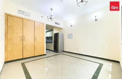 Apartment - Studio - 1 for rent in Al Shahed Tower - Barsha Heights (Tecom) - Dubai Apartment - Studio - 1 for rent in Al Shahed Tower - Barsha Heights (Tecom) - Dubai