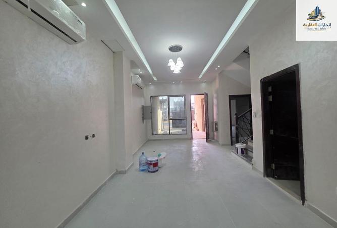 67441623 - Property Image 3