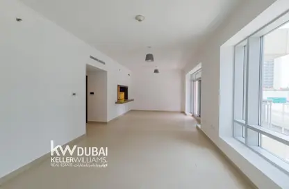 شقة - 1 حمام للايجار في بوديوم برج فيوز - برج فيوز - وسط مدينة دبي - دبي