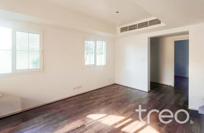 Townhouse - 2 - 3 for rent in Springs 11 - The Springs - Dubai