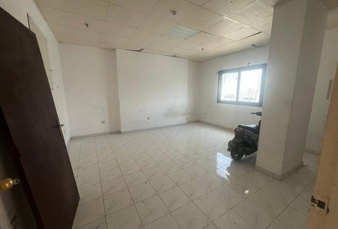 60925240 - Property Image 2